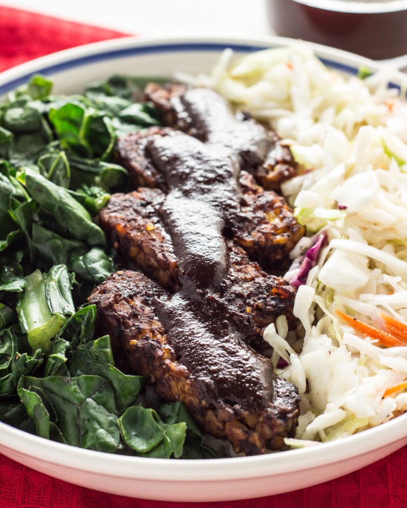 Vegan BBQ Tempeh Bowl 