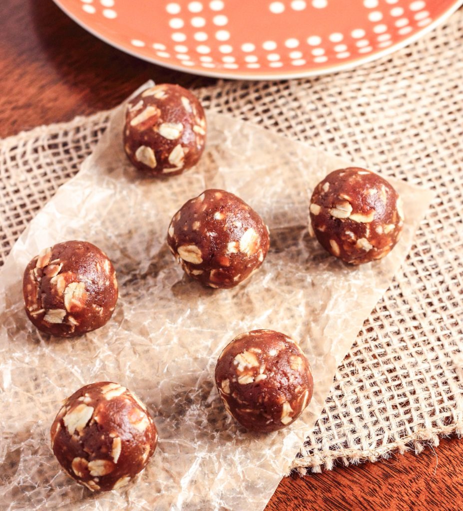 No Bake Peanut Butter Oatmeal Balls