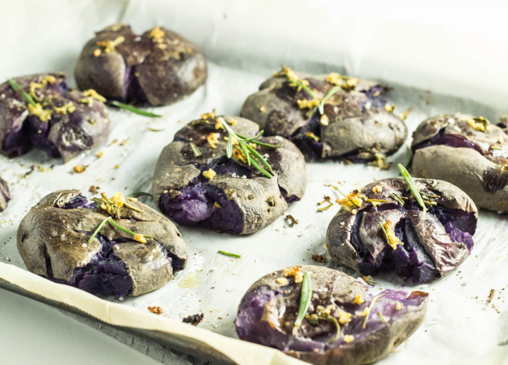 Purple Potatoes Roasted with Garlic