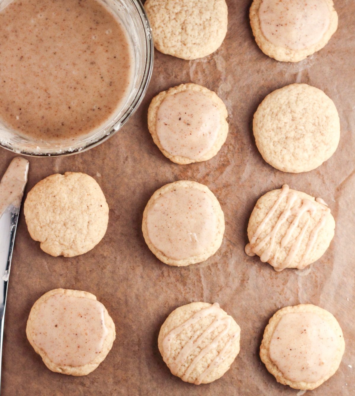 Vegan Eggnog Spice Cookies 