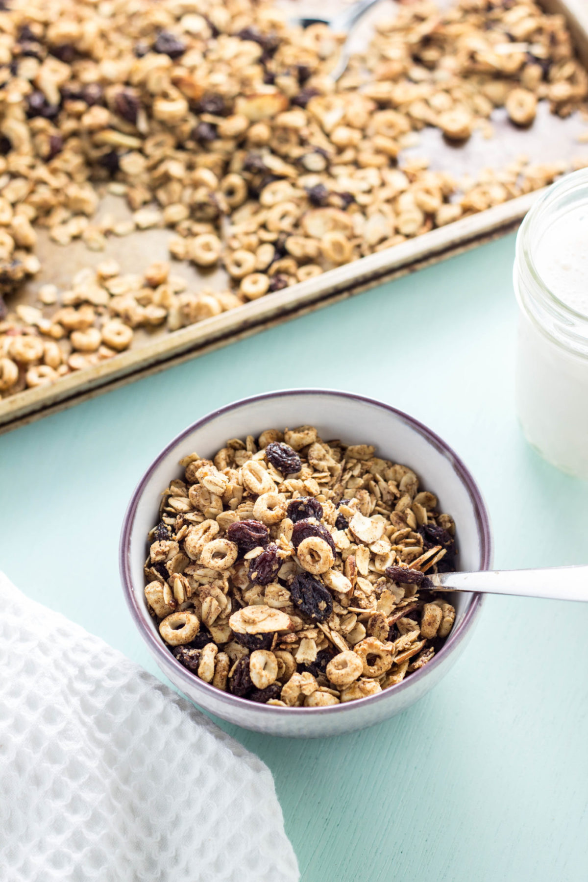 Oatmeal Raisin Cookie Granola 