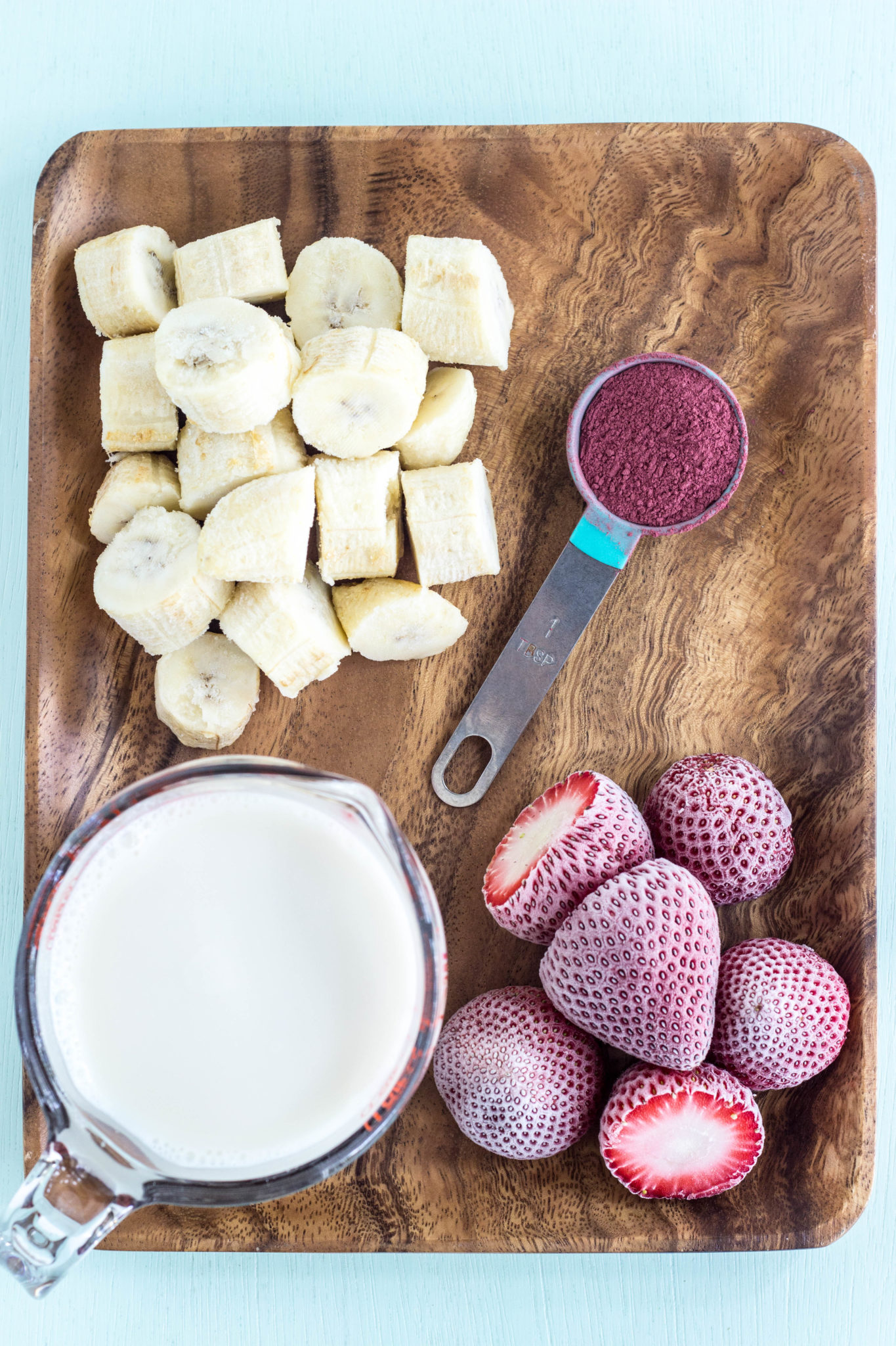 Strawberry Banana Beet Smoothie