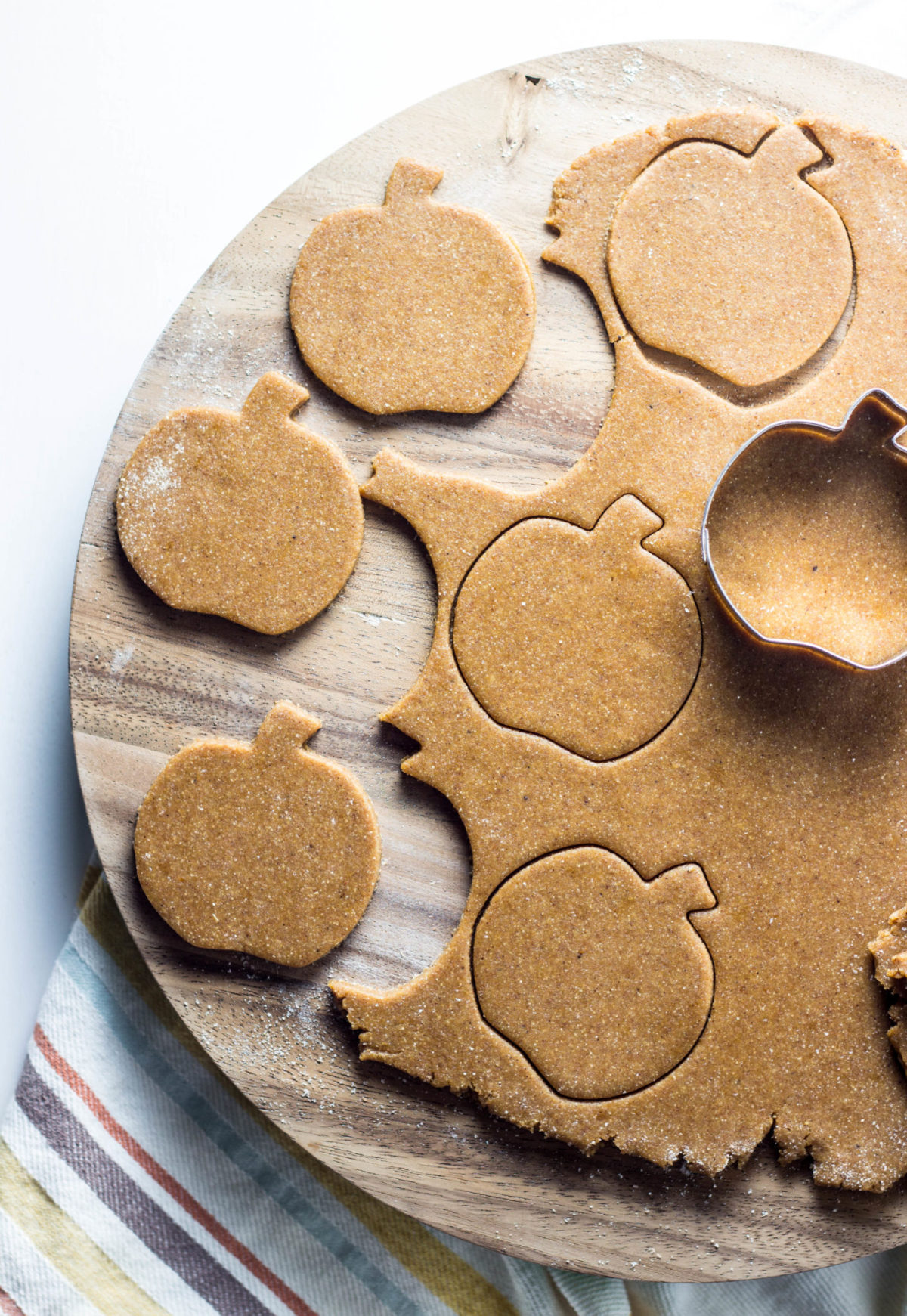 Frosted Pumpkin Gingerbread Cookies