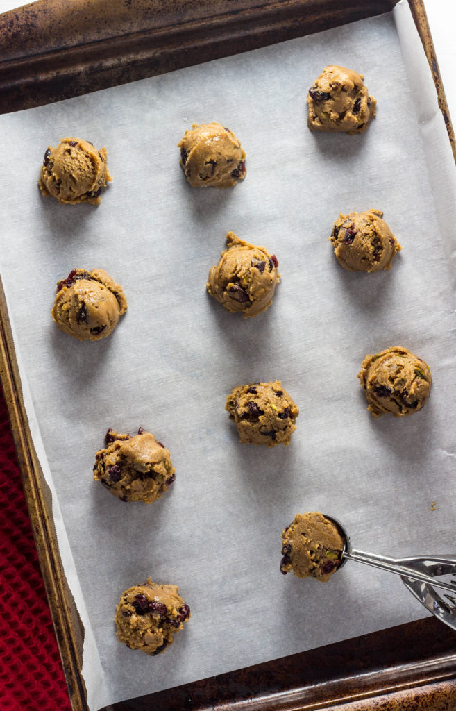 Vegan Cranberry Pistachio Cookies 