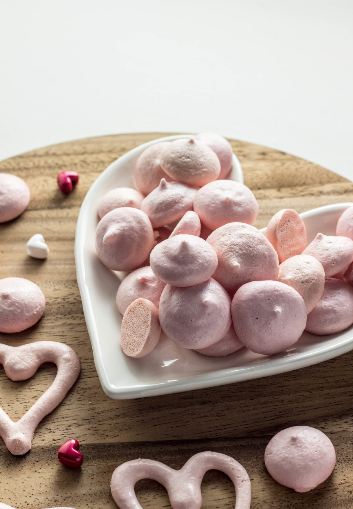 Vegan Meringue Cookies - Naturally Colored