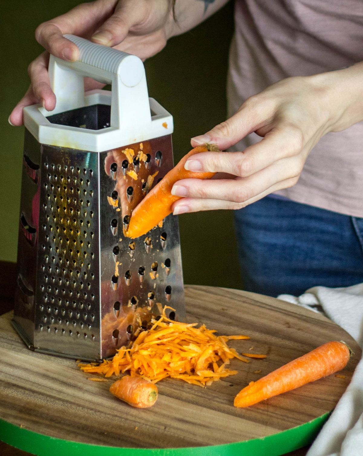 Healthy Vegan Carrot Cake Waffles 