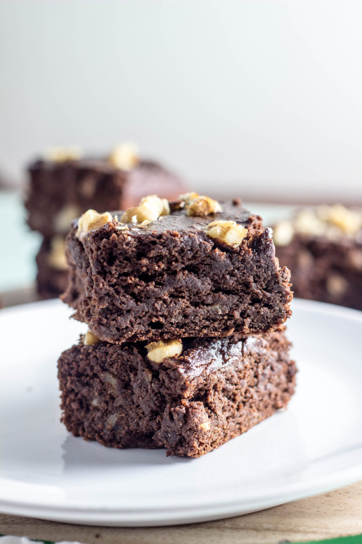 Vegan Chocolate Banana Cake - Domestic Gothess