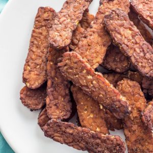 How To Make Tempeh Bacon Feature Image