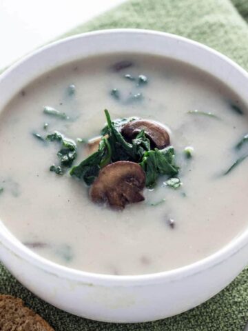 Creamy Vegan Mushroom Spinach Soup Feature Image
