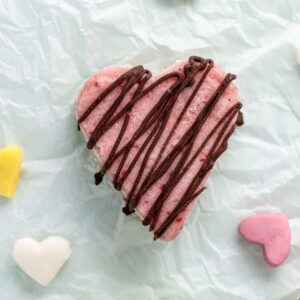 Mini Heart Ice Cream Cakes Feature Image