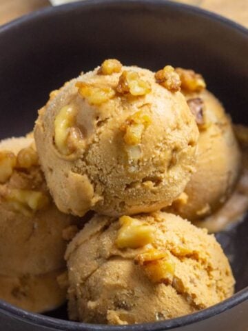 Vegan Pumpkin Ice Cream Feature Image